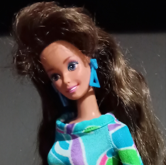 Totally Hair Teresa Barbie Doll - Picture 3 of 3